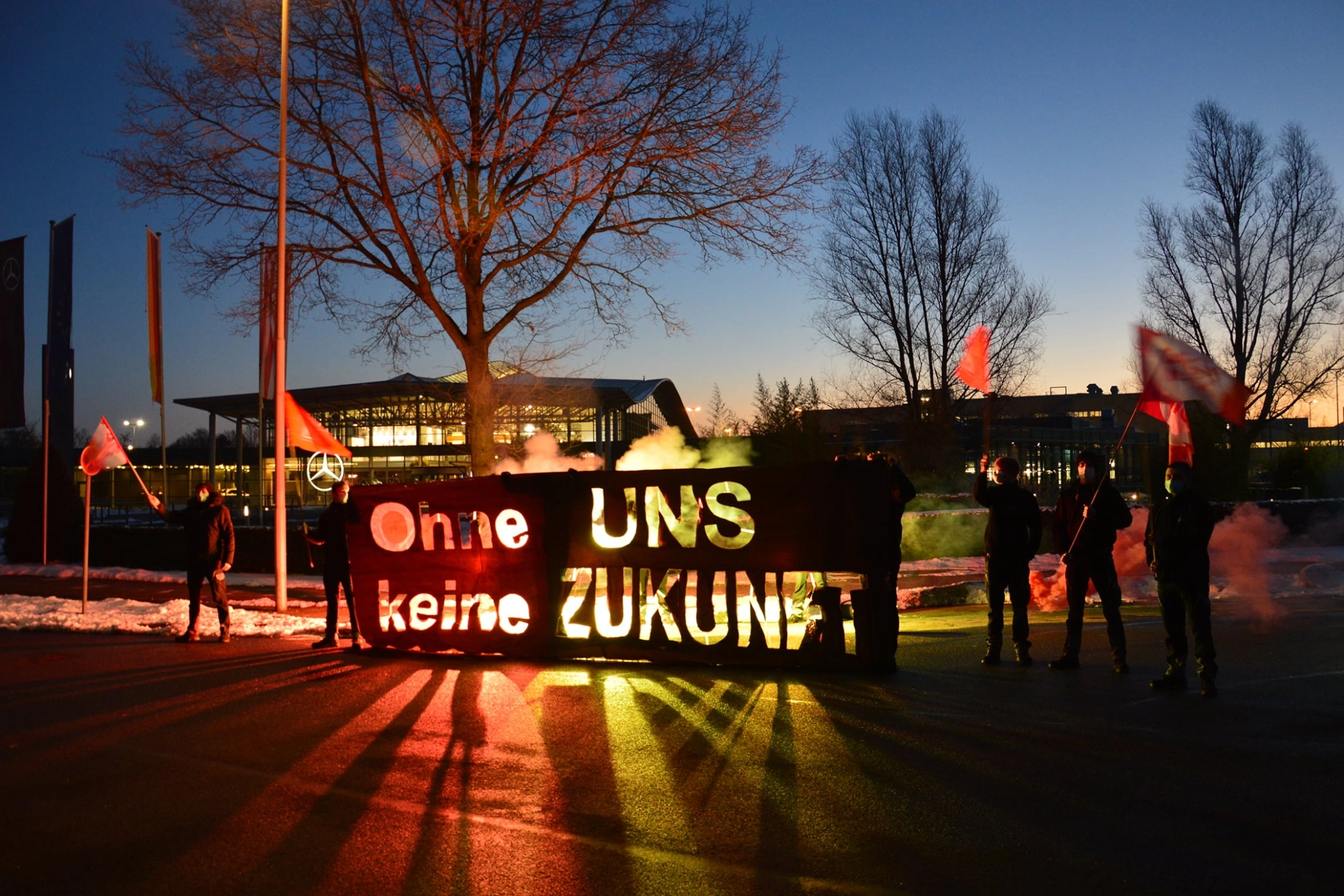 Warnstreik Tarifrunde Metallindustrie Daimler Jugend Bremen