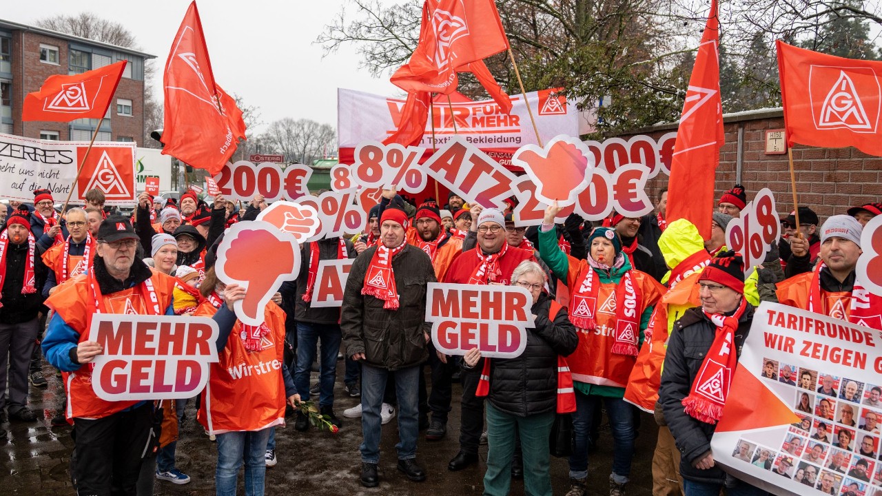 Warnstreik Textil-Tarifrunde AUNDE Mönchengladbach am 08.03.2023